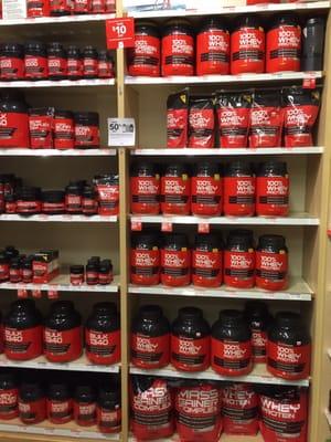 Lots or protein options. Both GNC branded and popular manufacturers are available.