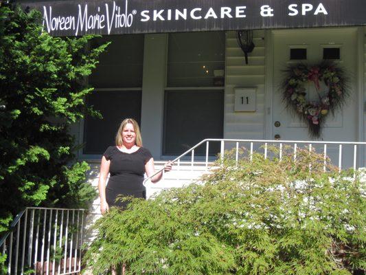 Noreen M. Vitolo Skin Care in Staten Island, your expert in acne and anti-aging facials.