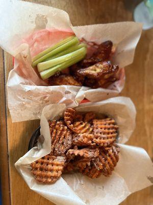 Honey BBQ Wings & Sweet Potato Fries