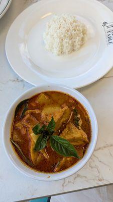 Pineapple curry served with rice