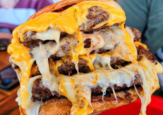 Mega cheese Burger