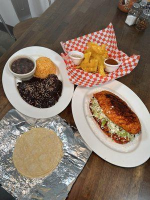 mole dulce, tortillas, pambazo, and plantains