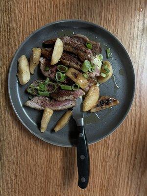 Seared Maine Duck Breast. Sautéed apple, leak cream.