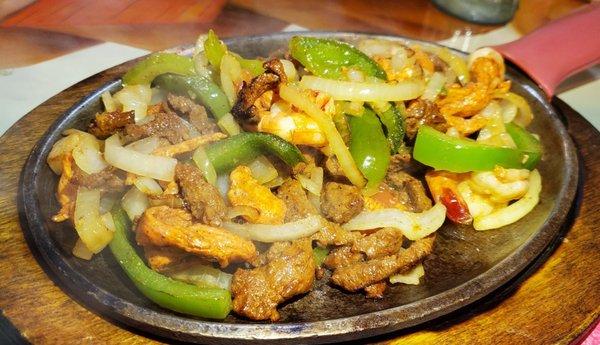 Fajitas Supremas. Chicken, Steak, and Shrimp.