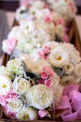 How beautiful are these? Pictured from one of our gorgeous Four Seasons Westlake, weddings!