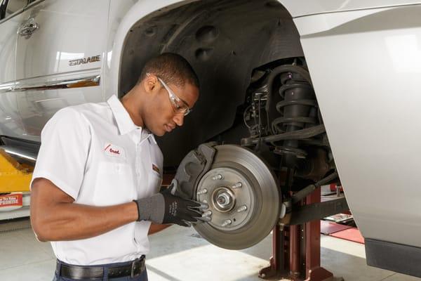 Les Schwab Tire Center Brakes - Dinuba, CA