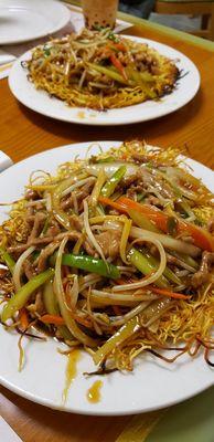 Shredded pork with pan fried noodle