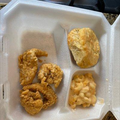 this is the three piece chicken tenders for $7.89 this is a complete ripoff!