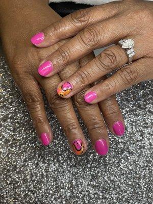 Gel polish manicure (shellac) with designs