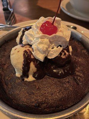 Hot Fudge Brownie Pizookie