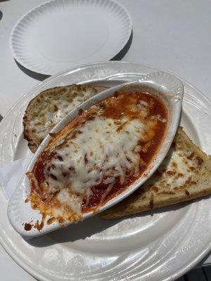 Stuffed banana peppers - an appetizer that I got for lunch. Tasty!