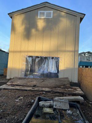 Tuff shed back door, tortoise exit