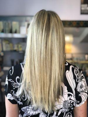 Pretty blonde. #avedablonde