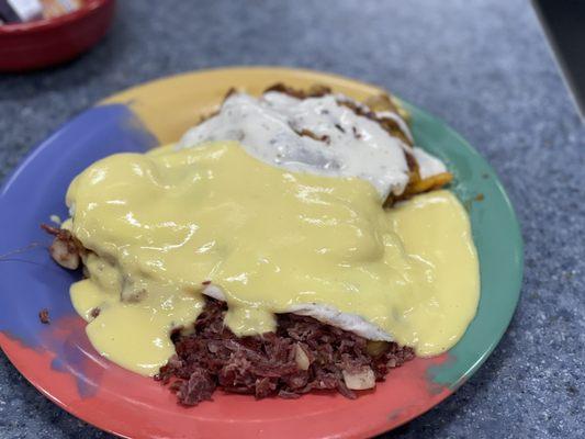 Irish Benedict with Loaded Hash Browns