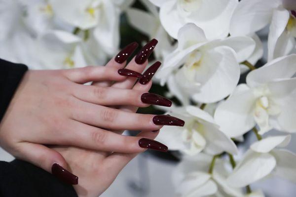 Burgundy nails color