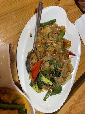 Vegetable Pad Kee Mao