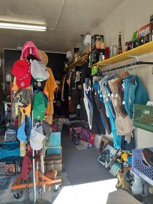 Angie's Thrifts and Gifts