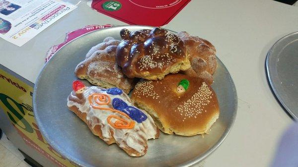 Pan de muertos