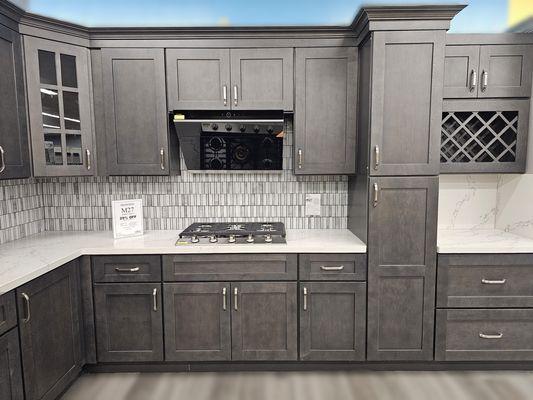 Milzen - M27 Kitchen Cabinets