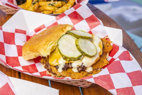 THE GUILTY PLEASURE FREAK-O
2 - 3 ounce smash patties, crispy cheddar cheese, fried onions, mojo pickles, crave sauce, shredded lettuce