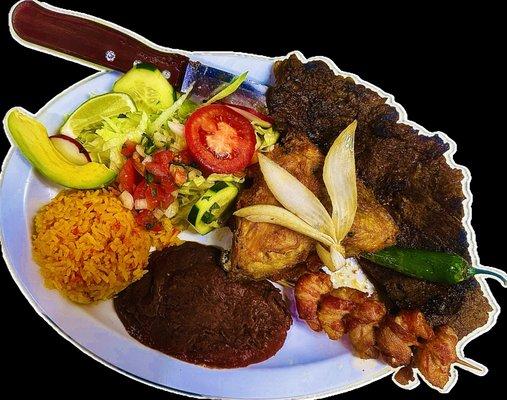 Especial Latino
Grilled Steak, Grilled Chicken, and shrimp with bacon