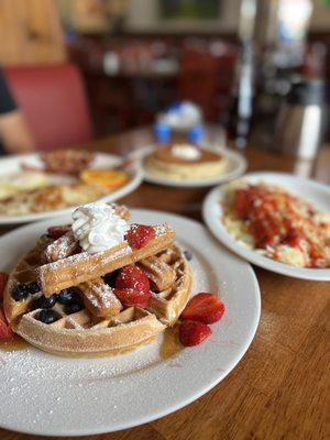 Lorus Waffle Fresh Squeezed Orange Juice