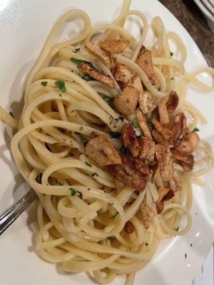 Linguine garlic and oil