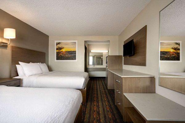 Days Inn By Wyndham Fresno South