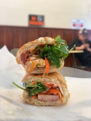 Mom Banh Mi