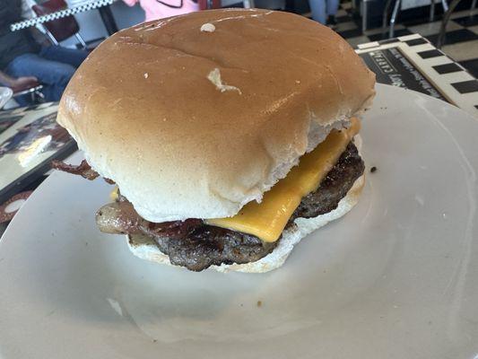 Bacon cheeseburger