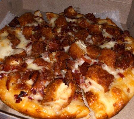 Chicken bacon ranch pizza