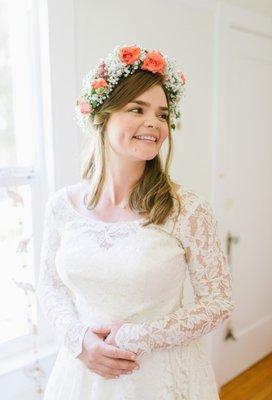 Bride getting ready / Chelsea Dier Photography