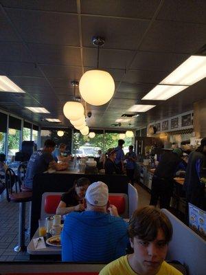 never thought id think waffle house was throw back but its looking vintage