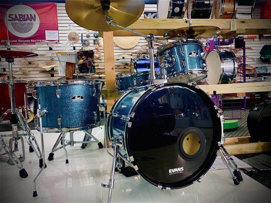 Pearl Roadshow Kit with EMAD Drum Heads