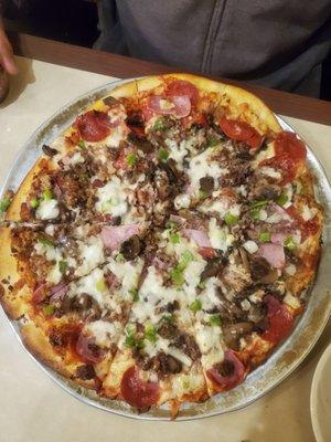 Medium special pizza