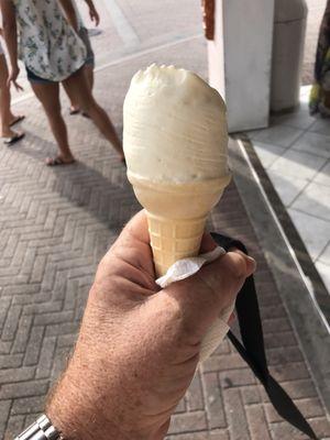 $7 for this ice cream cone, ripoff! No prices posted!!