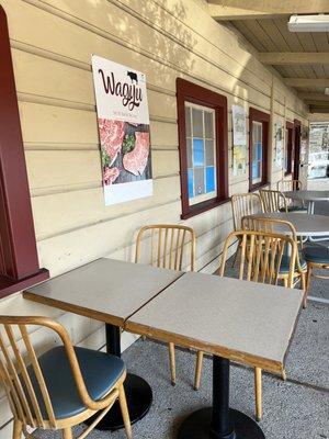 Lots of out door seating