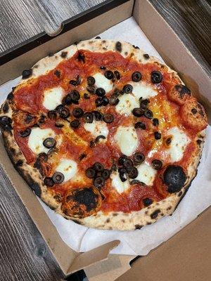 10"  Neapolitan Classic Margherita Pizza with extra black olive topping (burnt pizza)