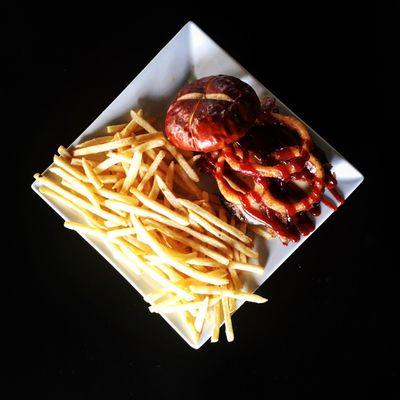 Jack Nicklaus Burger with French Fries