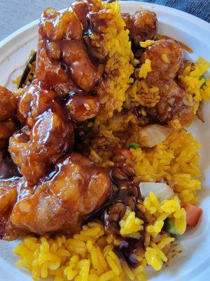 General Tso chicken lunch