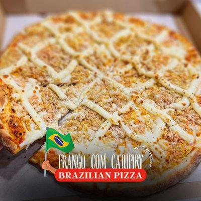 Brazilian pizza!! chicken and Catupiry