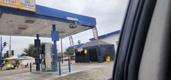 Yes, hot dogs at a gas station