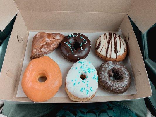 Donuts: fried croissant, double chocolate sprinkle, peanut butter frosting, normal glaze, vanilla sprinkle, chocolate glaze