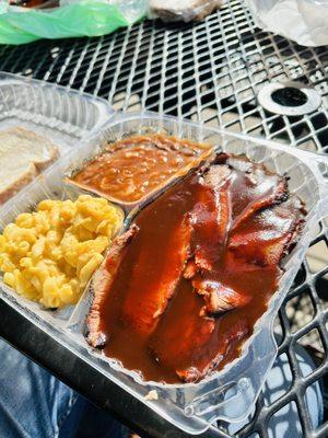 Brisket plate w mac n cheese  , baked beans