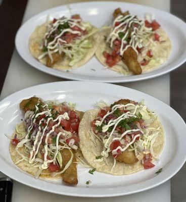 Fish taco/ tacos de pescado .