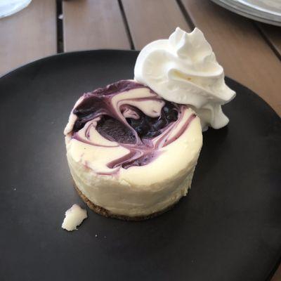 Cherry ricotta cheesecake - sooooo creamy!!!!