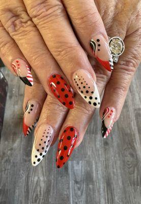 Mickey at Nailtoepia in Kalispell did and awesome job !  Thanks Mickey