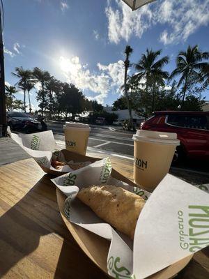 Latte and empanadas