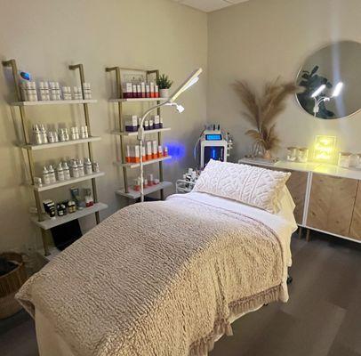 Skin Ritualist Suite in Hollywood FL