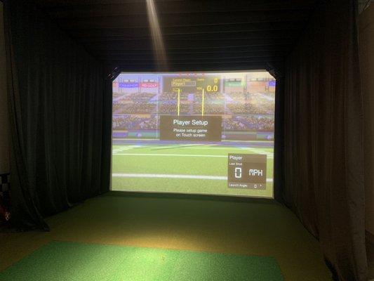 Simulator for kicking football field goals